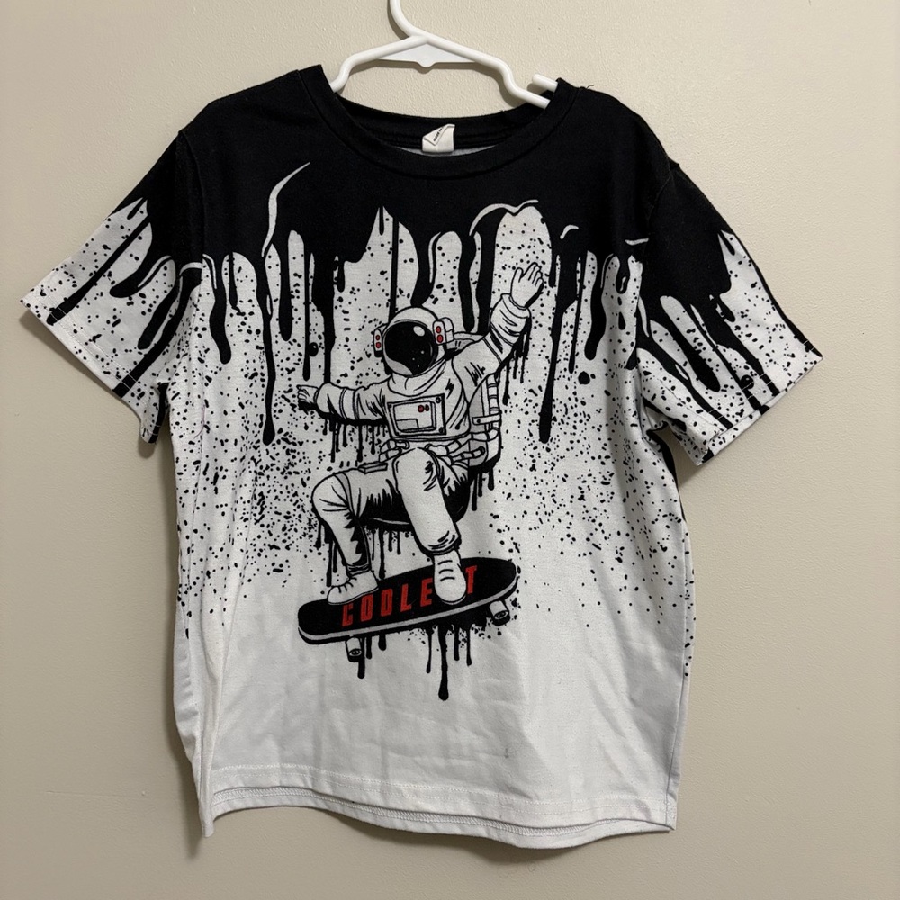 SHEIN Black and White Astronaut Kids Tee Boys 8Y
